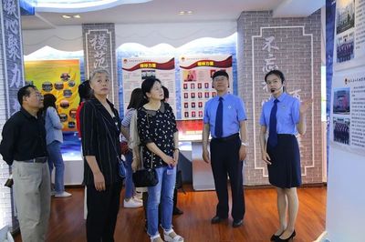 大理 邀“廉內(nèi)助”進(jìn)檢察院共話家風(fēng)，共筑檢察清廉防線